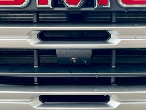 New 2026 GMC Sierra 1500 SLE image 15