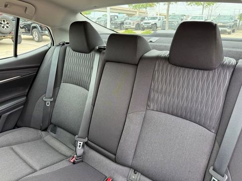 Used 2026 Toyota Camry LE FWD image 32
