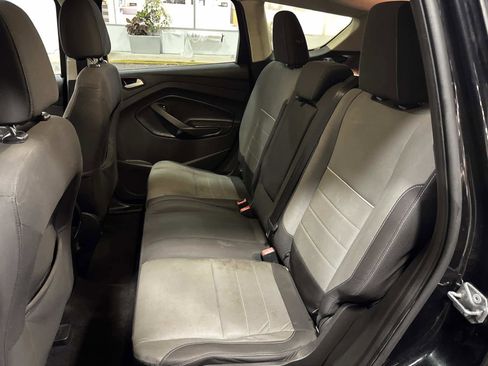 Used 2015 Ford Escape SE image 14