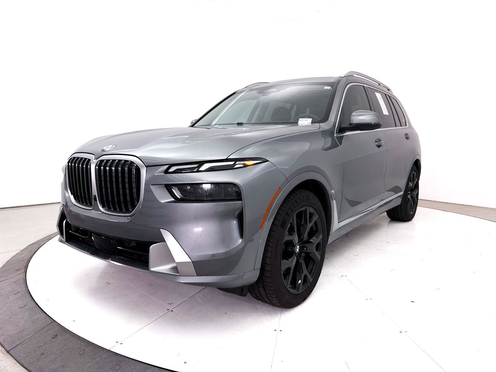 Used 2024 BMW X7 xDrive40i w/ Premium Package AWD/4WD image 16