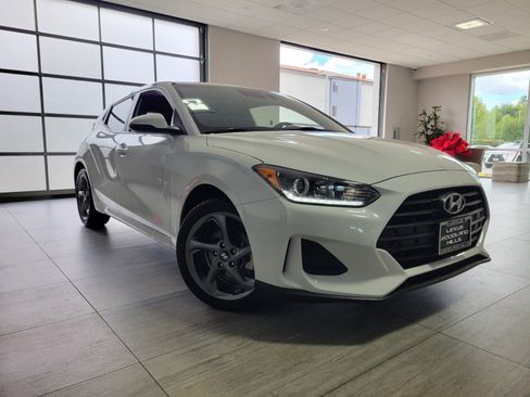 Used 2020 Hyundai Veloster 2.0 FWD image 7