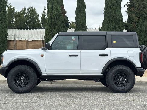 New 2026 Ford Bronco Badlands AWD/4WD image 7