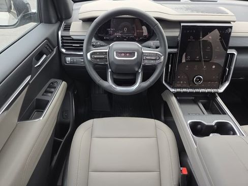 New 2026 GMC Acadia Elevation w/ Elevation Premium Package FWD image 32