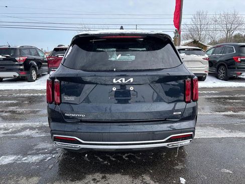 Certified 2023 Kia Sorento SX Prestige w/ Panoramic Sunroof Package image 7