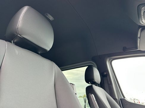New 2026 Mercedes-Benz Sprinter 2500 image 17
