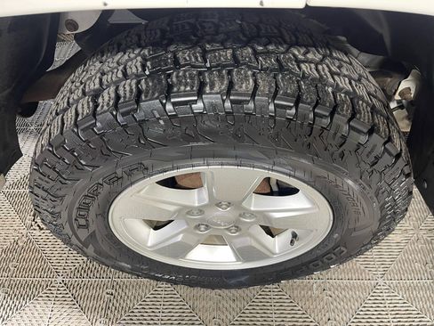 Used 2010 Jeep Liberty Sport w/ Popular Equipment Group image 18