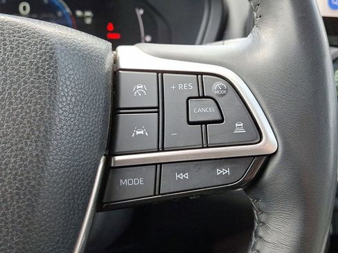 Used 2024 Toyota Grand Highlander XLE image 19