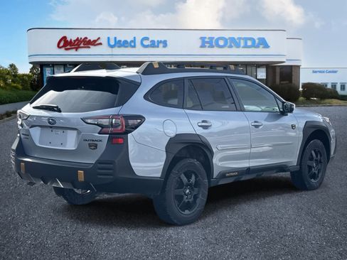 Used 2023 Subaru Outback Wilderness image 5