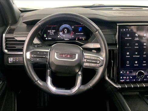 Used 2024 GMC Acadia Elevation FWD image 5