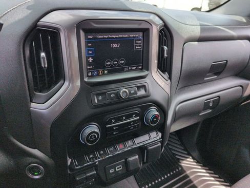 Used 2025 Chevrolet Silverado 1500 Custom Trail Boss AWD/4WD image 19