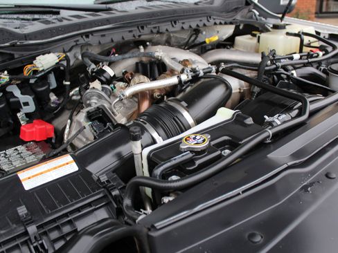 Used 2024 Ford F350 XLT w/ FX4 Off-Road Package image 16