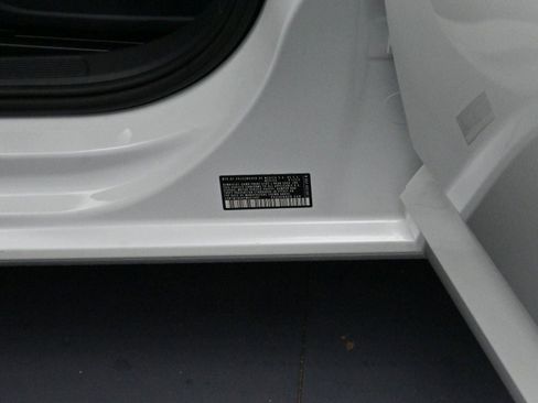 Used 2023 Volkswagen Jetta SE image 36