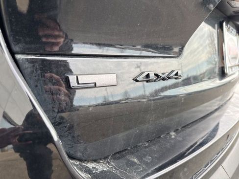 Used 2023 Jeep Grand Cherokee L Limited w/ Black Appearance Package image 5