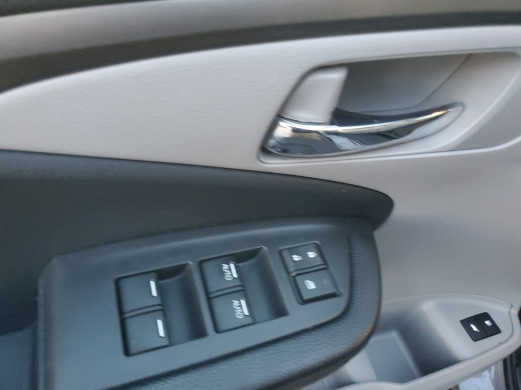 Used 2018 Honda Pilot EX-L image 15