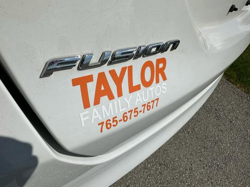 Used 2018 Ford Fusion S FWD image 30