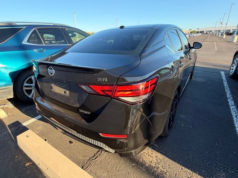 Used 2023 Nissan Sentra SR w/ Midnight Edition Package FWD image 5