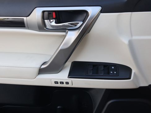Certified 2023 Lexus GX 460 Luxury w/ Sport Design Package AWD/4WD image 12