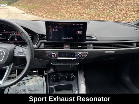 Used 2023 Audi S4 Premium Plus w/ Premium Plus Package image 22