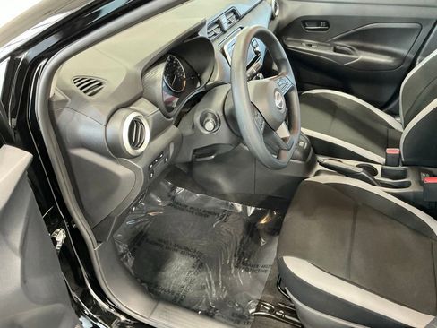Used 2025 Nissan Versa S w/ S Plus Package FWD image 5