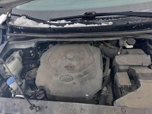 Used 2021 Kia Sedona SX FWD image 11