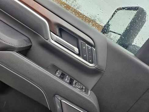 New 2026 GMC Sierra 2500 Denali AWD/4WD image 11