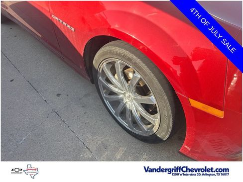 Used 2015 Chevrolet Camaro LS RWD image 4