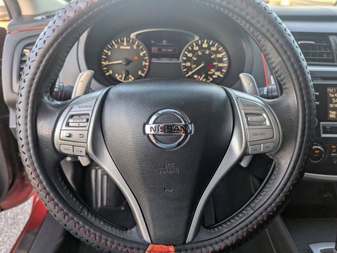 Used 2017 Nissan Altima 2.5 SR w/ Midnight Edition Package image 26