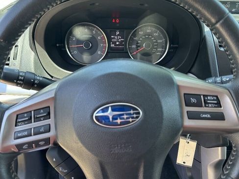 Used 2015 Subaru Forester 2.5i Limited AWD/4WD image 6