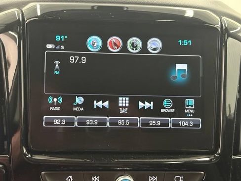 Used 2018 Chevrolet Traverse LT FWD image 24