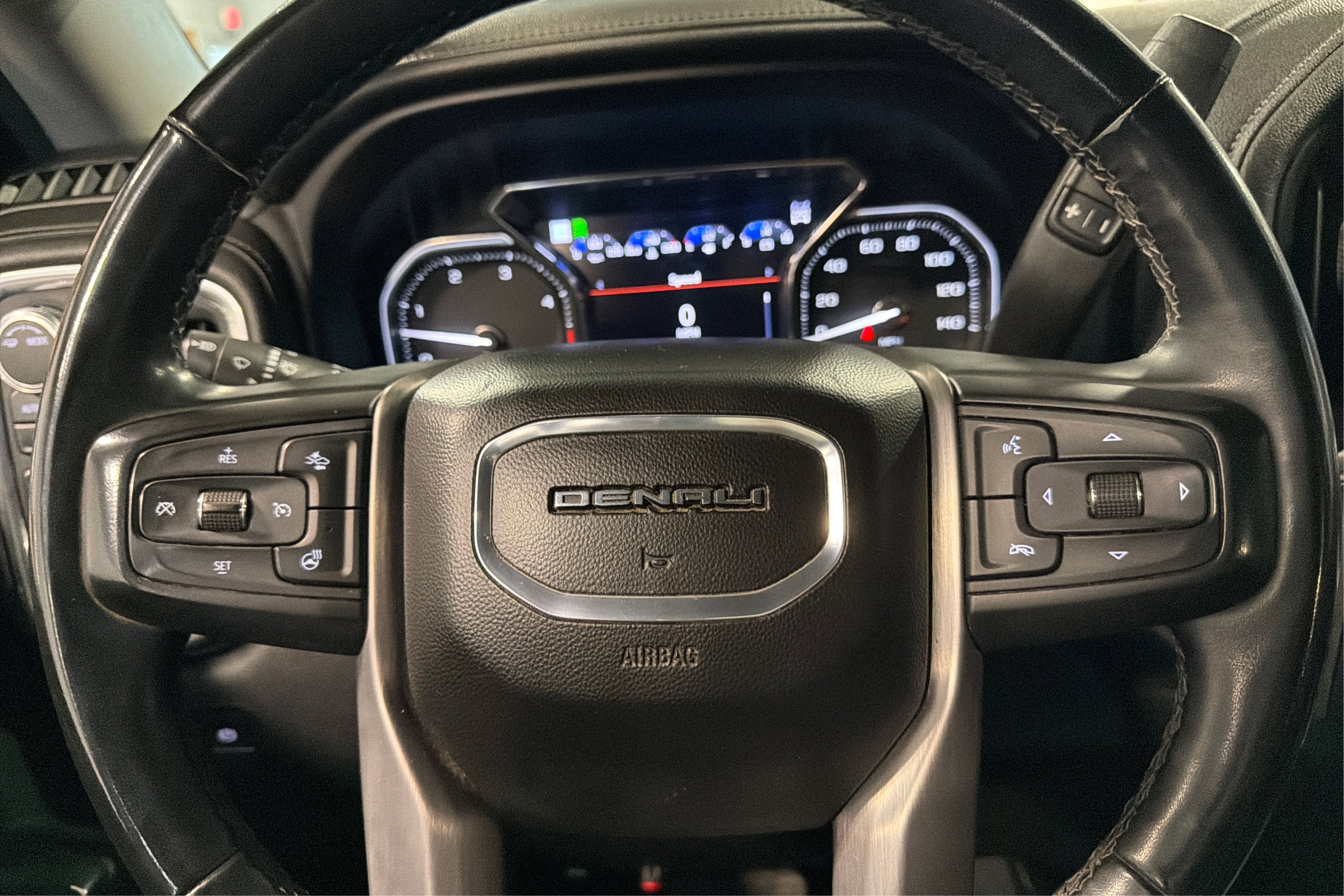 Used 2023 GMC Sierra 3500 Denali w/ Denali Black Diamond Edition AWD/4WD image 24