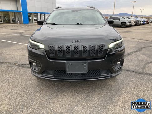 Used 2023 Jeep Cherokee Altitude Lux image 2