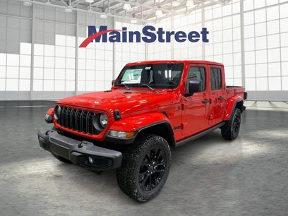 Used 2025 Jeep Gladiator Sport