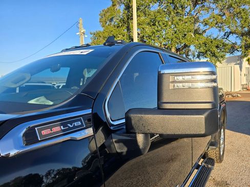 Used 2020 GMC Sierra 2500 Denali w/ Technology Package image 15