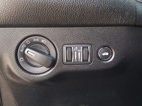 Used 2023 Dodge Challenger R/T image 24