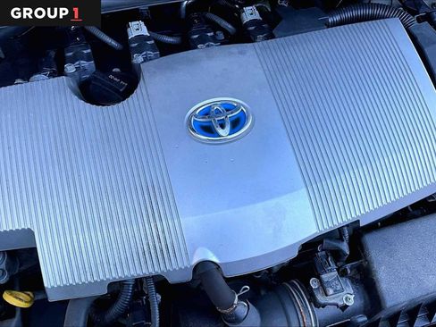 Certified 2017 Toyota Prius Prime Premium image 30