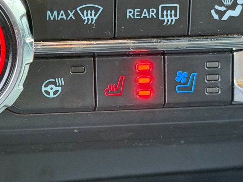 Used 2022 Ford F150 Platinum w/ Equipment Group 701A High image 24