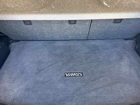 Used 2012 Toyota Yaris LE FWD image 17