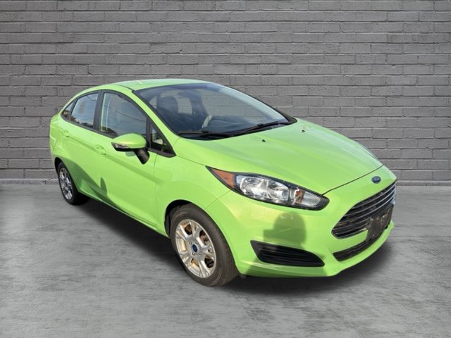 Used 2014 Ford Fiesta SE FWD image 2
