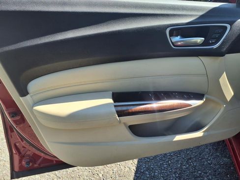 Used 2018 Acura TLX w/ Technology Package image 11