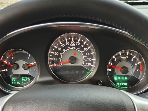 Used 2014 Chrysler 200 Touring image 14