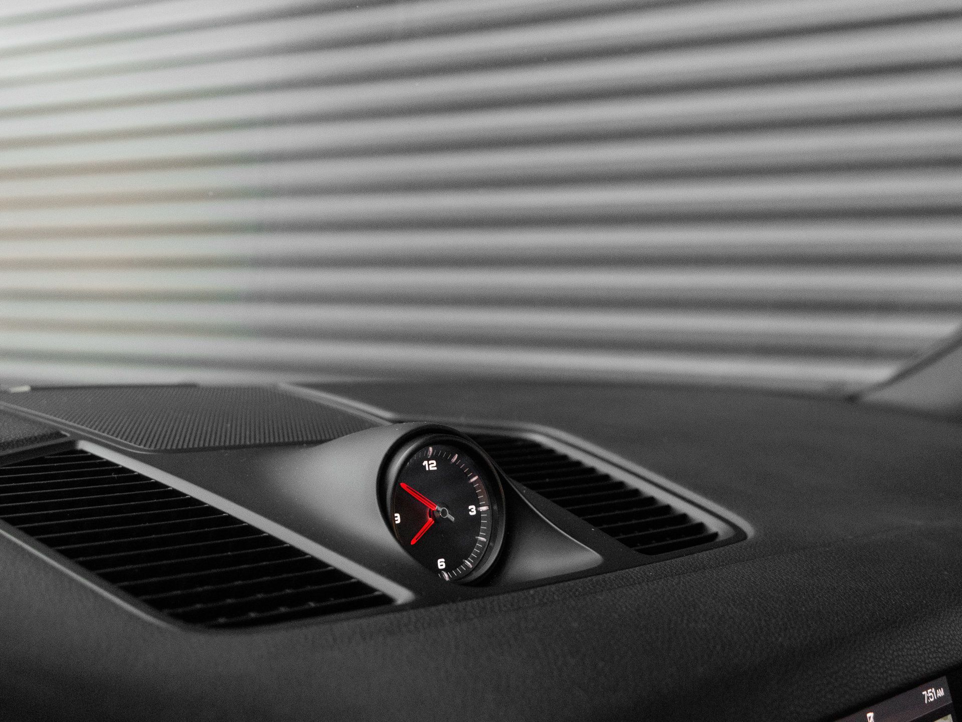 Certified 2020 Porsche Cayenne AWD/4WD image 19