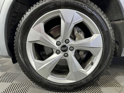 Used 2022 Audi Q5 2.0T Prestige w/ Prestige Package AWD/4WD image 6