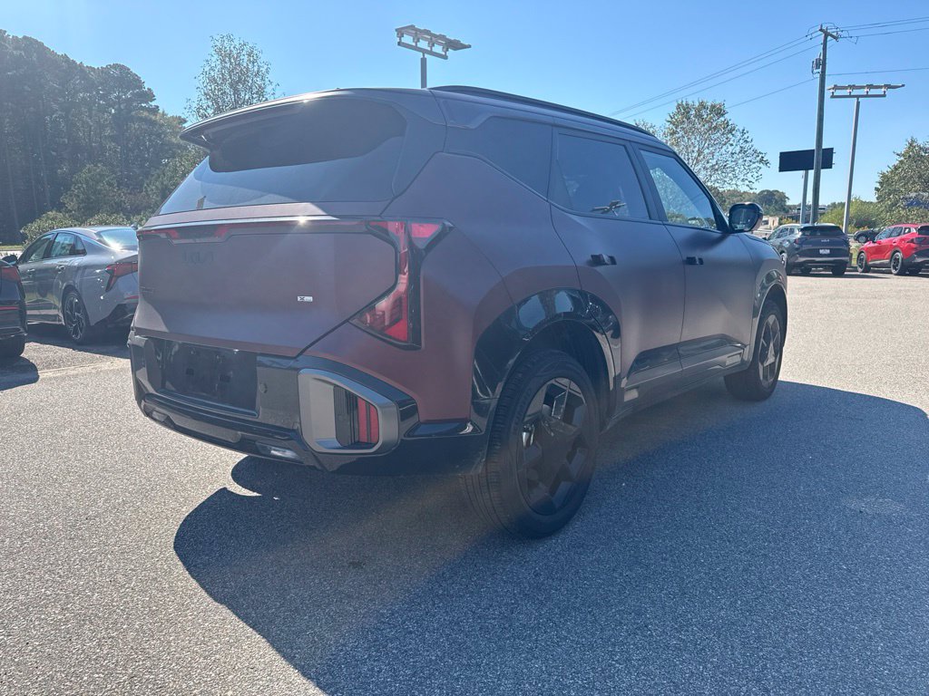 Used 2027 Kia Seltos X-Line S w/ X-Line S Premium Package AWD/4WD image 5
