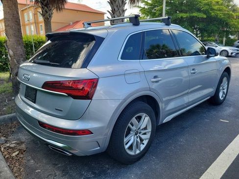 Certified 2023 Audi Q5 2.0T Premium w/ Convenience Package AWD/4WD image 3
