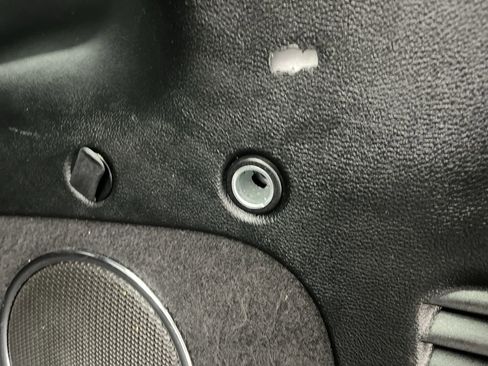 Used 2018 Jeep Grand Cherokee Altitude image 28