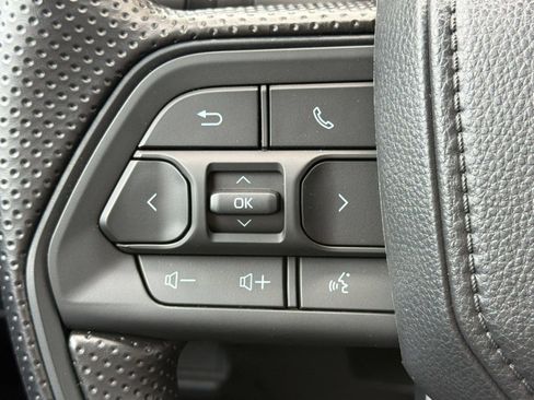 Used 2026 Toyota Tacoma SR5 RWD image 18