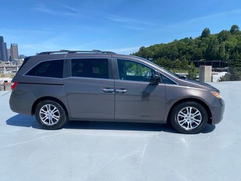 Used 2012 Honda Odyssey EX-L image 2
