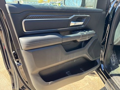 New 2026 RAM 1500 4x4 Crew Cab image 20