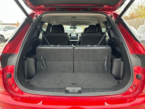 Used 2024 Mitsubishi Outlander SE image 30