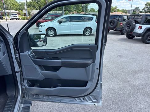 Used 2025 Ford F150 XLT w/ Equipment Group 301A Standard AWD/4WD image 40